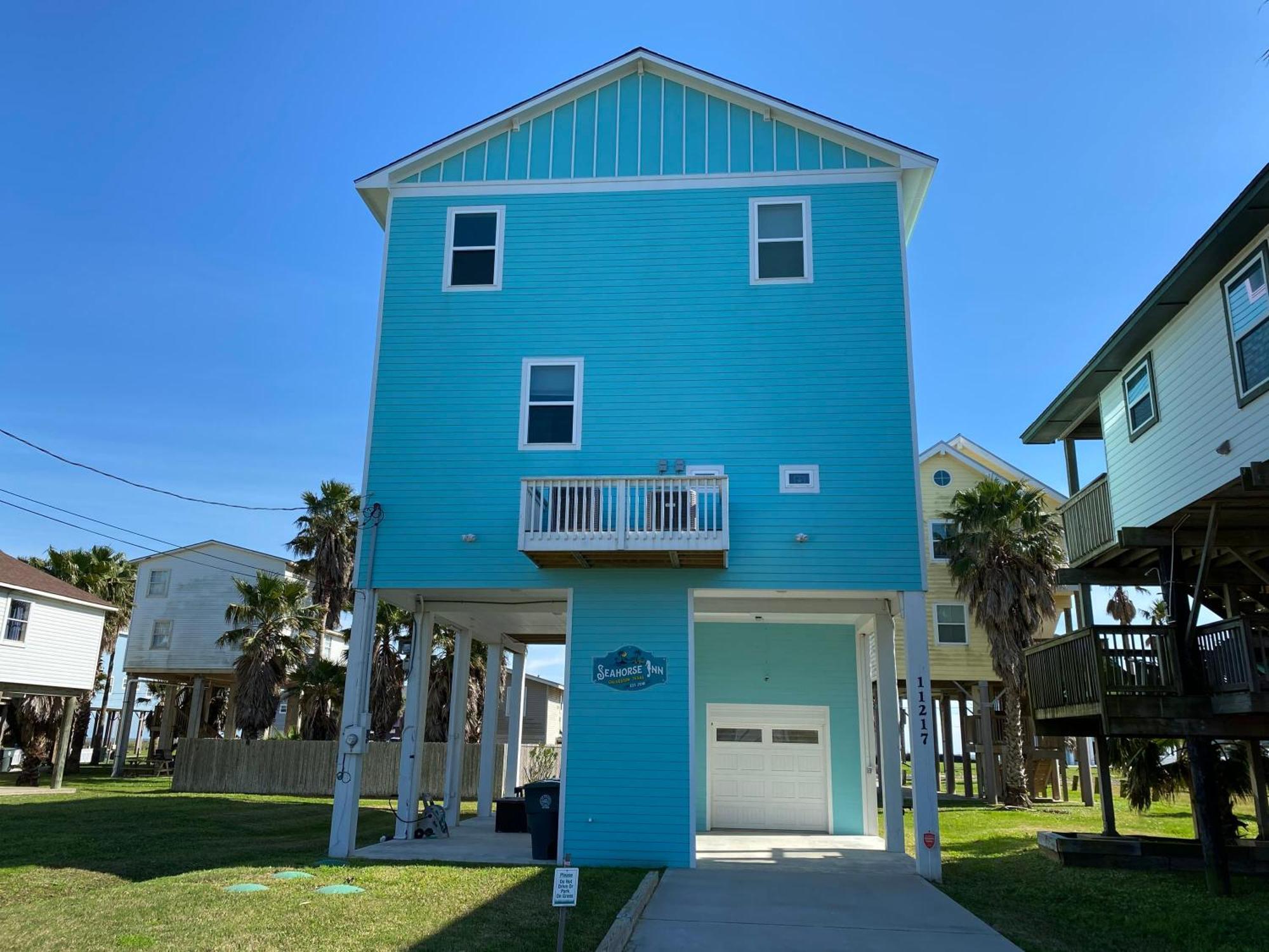 Beachside Paradise Retreat With Luxury Villa Galveston Exterior foto